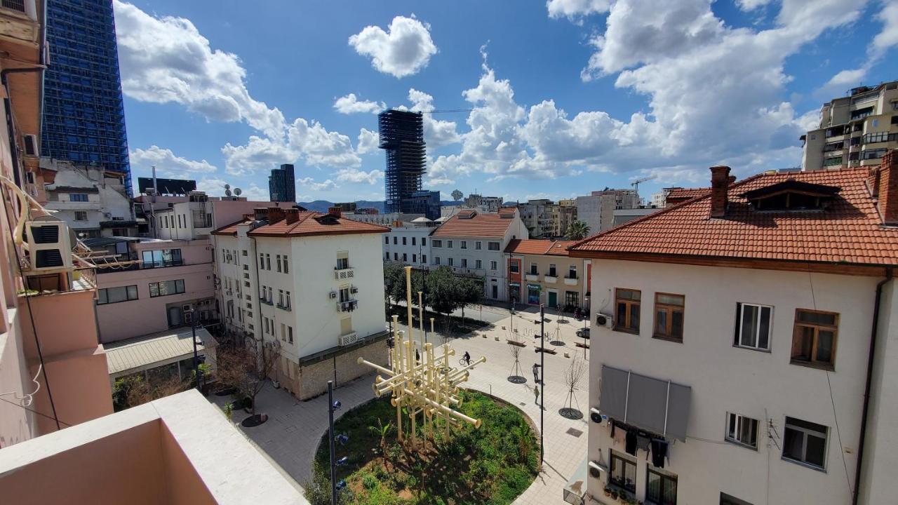 Metropolitan Apartments - City Center Tirana Esterno foto